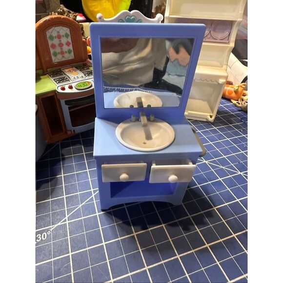 Fisher Price LOVING FAMILY dollhouse furniture bundle Kitchen Living Room 24365 - Picture 3 of 7